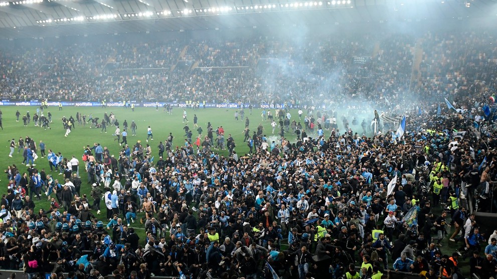 Neapolčania oslavujú zisk majstrovského titulu.