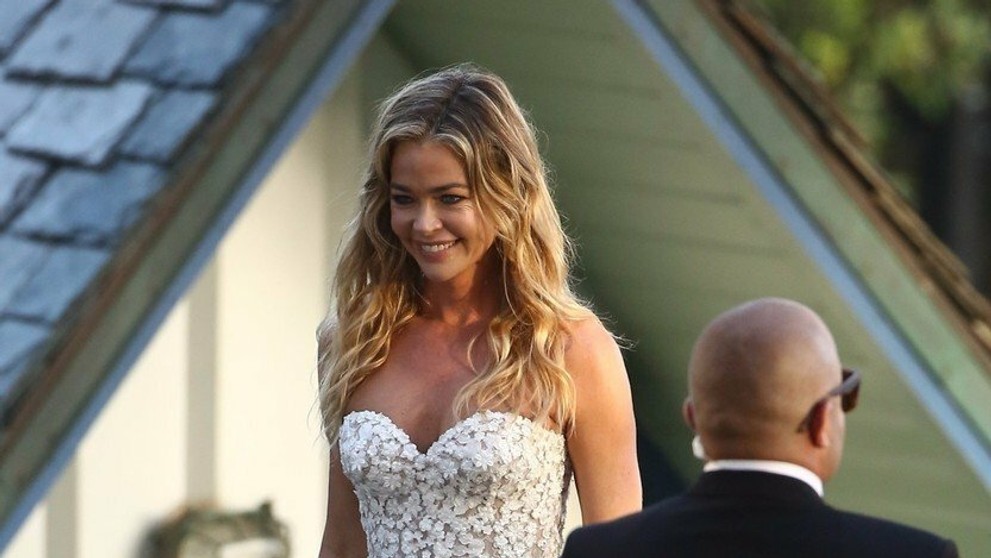 V týchto šatách bola Denise neprehliadnuteľná