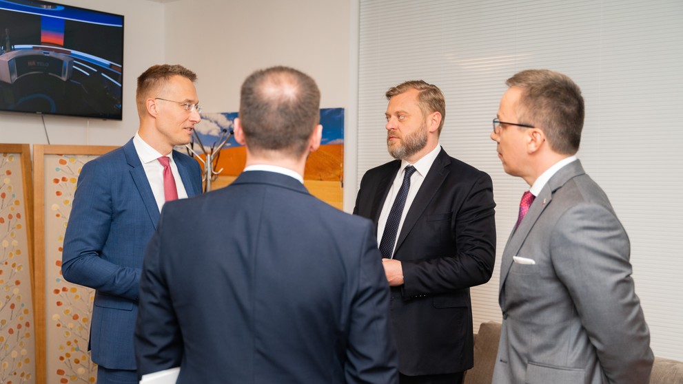 Erik Tomáš, Michal Šipoš a Juraj Krúpa v relácii Na telo.