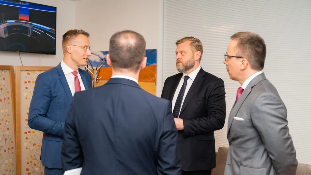 Erik Tomáš, Michal Šipoš a Juraj Krúpa v relácii Na telo.