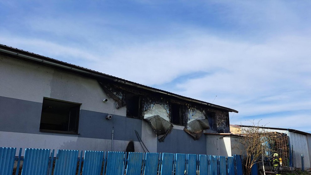 Požiar v chemickej fabrike v Kysuckom Novom Meste.