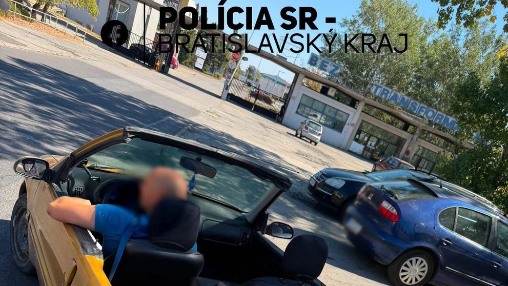 Doma si vyrobil kabriolet