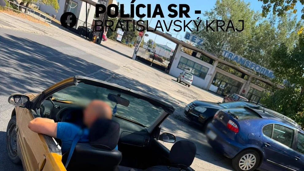 Doma si vyrobil kabriolet