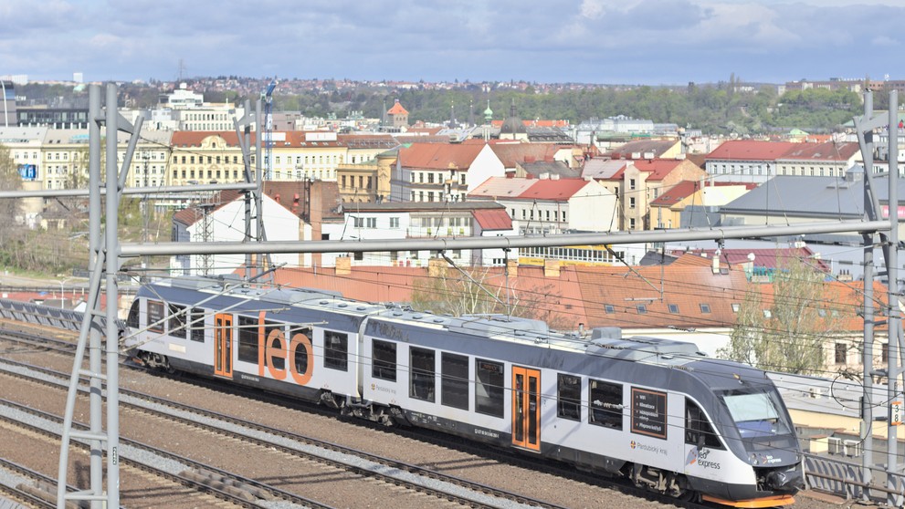 Súprava, ktorá má premávať z Bratislavy do Komárna