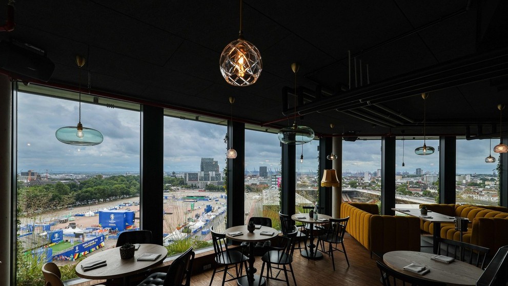 Bývalý nacistický bunker v Hamburgu premenili na rekreačný komplex.