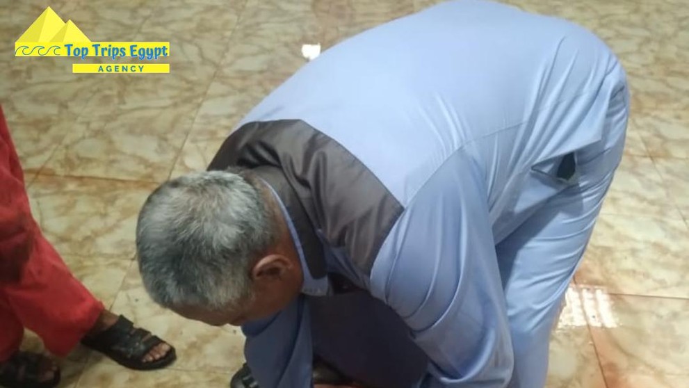 Mumifikácia žraloka, ktorý usmrtil človeka.