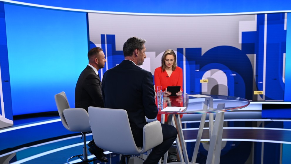 Hosťami relácie Na telo boli Matúš Šutaj Eštok a Milan Majerský