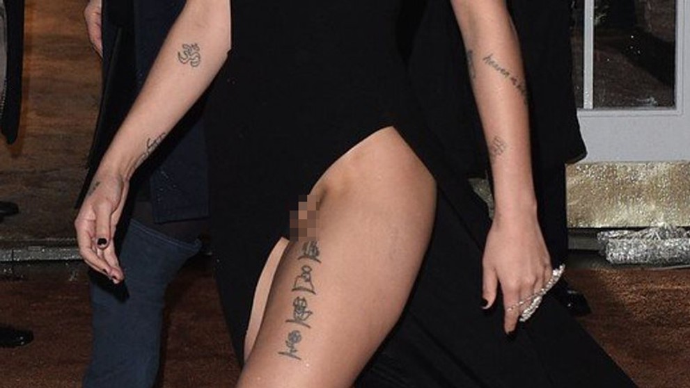 Halsey a jej nevhodný rozparok