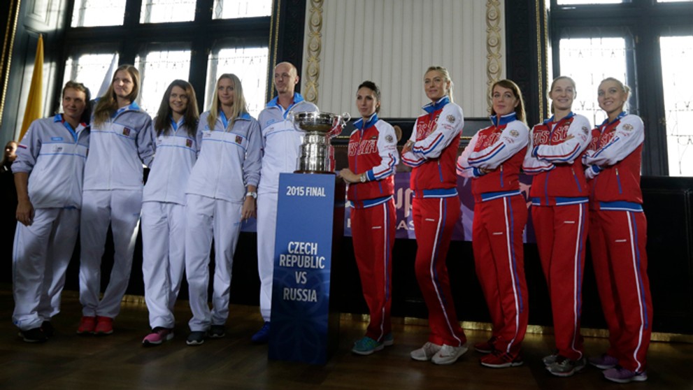 České a ruské hráčky pred finále Pohára federácie.
