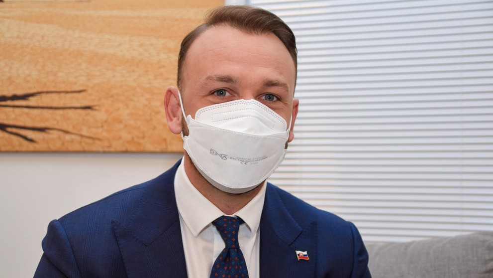 Matúš Šutaj Eštok.