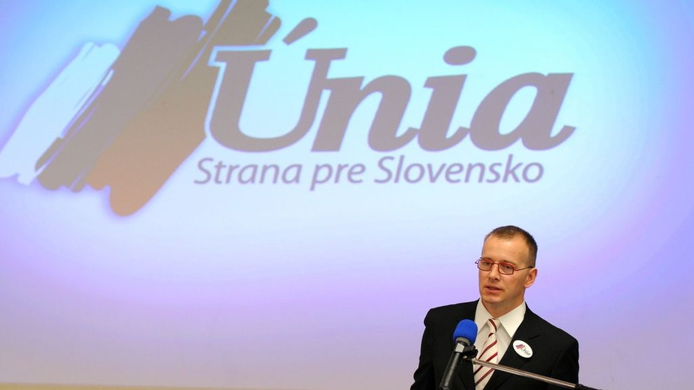 Boris Kollár sa do politiky pokúsil vstúpiť už v roku 2010 na kandidátke strany Únia – strana pre Slovensko. Tá sa však do parlamentu nedostala.