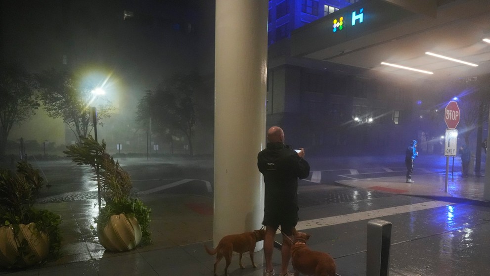 Hurikán Milton udrel na Floride.