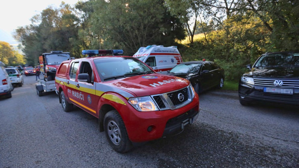 Pri Banskej Bystrici havaroval záchranársky vrtuľník.