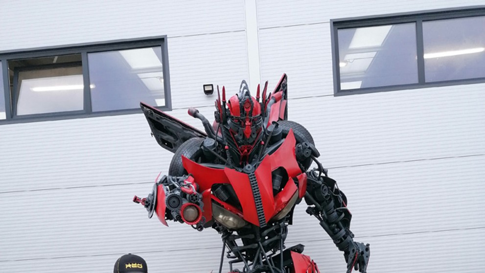 Autor transformera Jaro Sabol.