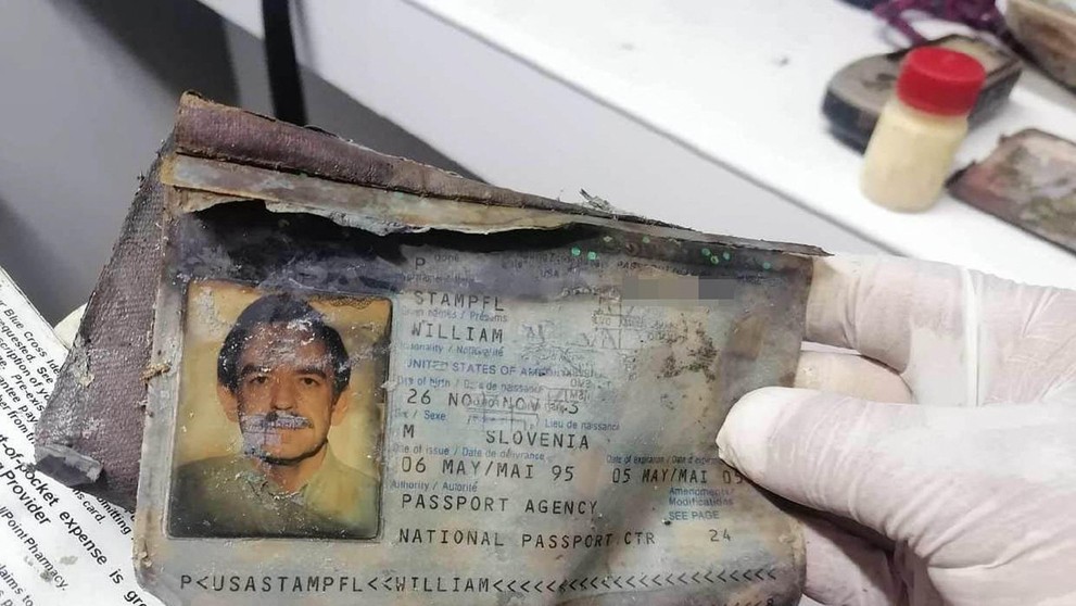 Muž mal pri sebe cestovný pas