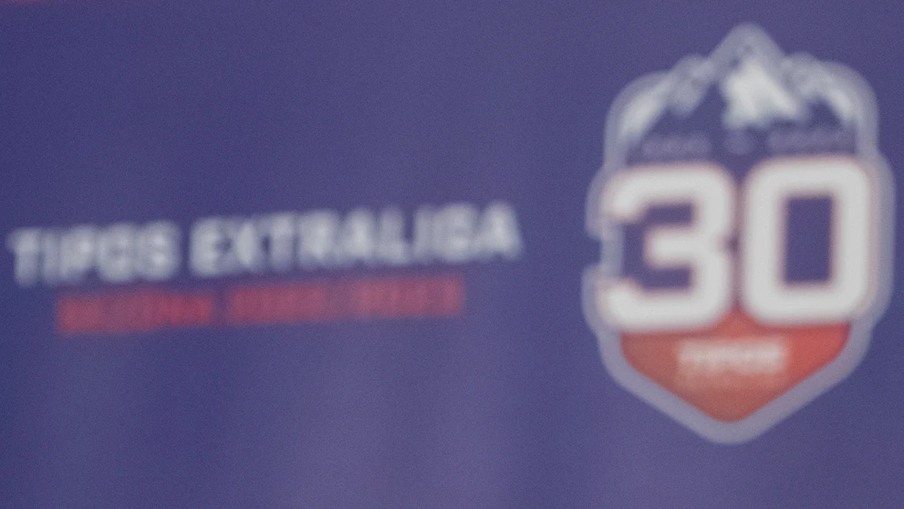 Zástupcovia extraligových hokejových klubov sa zúčastnili žrebu 1. kola jubilejného 30. ročníka slovenskej najvyššej hokejovej súťaže.