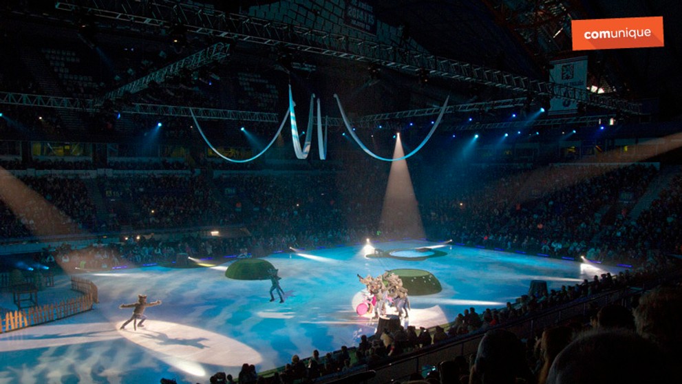 Máša a medveď na ľade