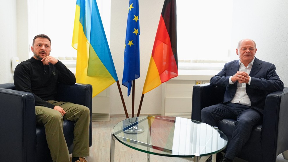 Volodymyr Zelenskyj na stretnutí s Olafom Scholzom.