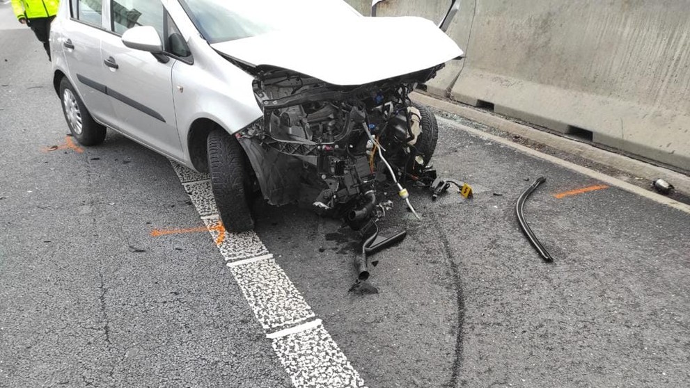 Na diaľnici pod Tatrami sa zrazili dve autá, jedného z vodičov prevážal vrtuľník