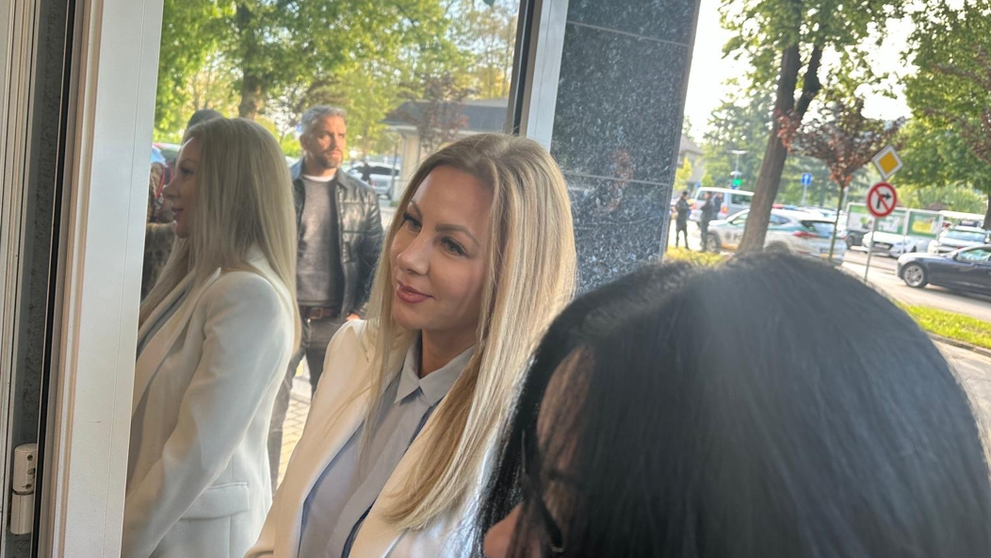 Priateľka Mikuláša Černáka.