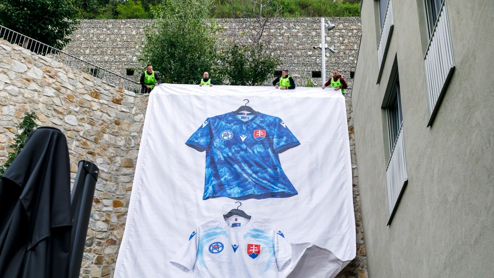Predstavenie nových dresov slovenskej futbalovej reprezentácie pre Ligu národov.