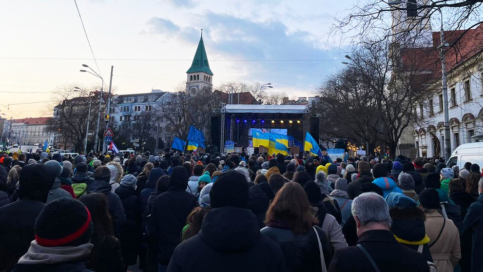 Zhromaždenie Mier Ukrajine.