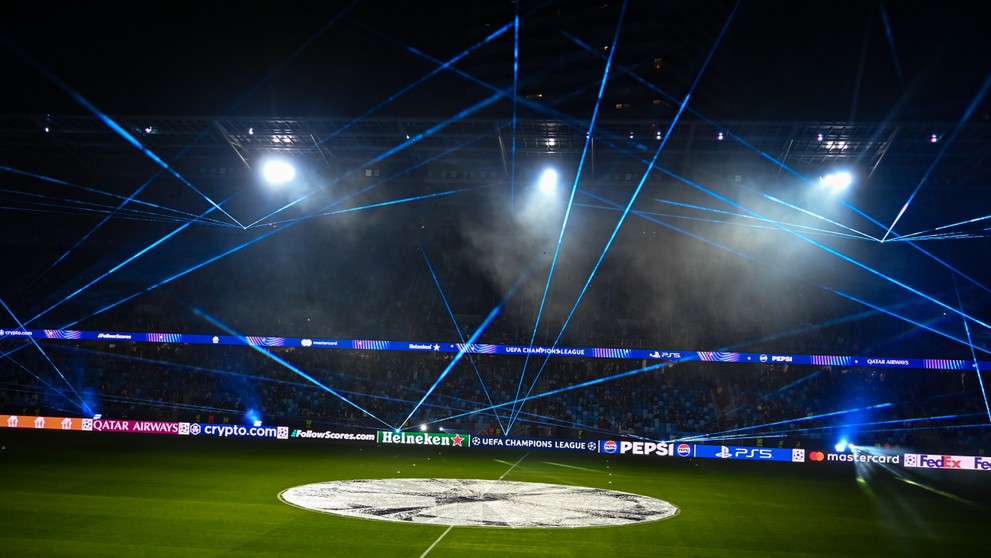 Svetelná šou na Tehelnom poli