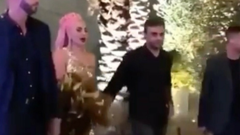 Lady Gaga s neznámym mužom