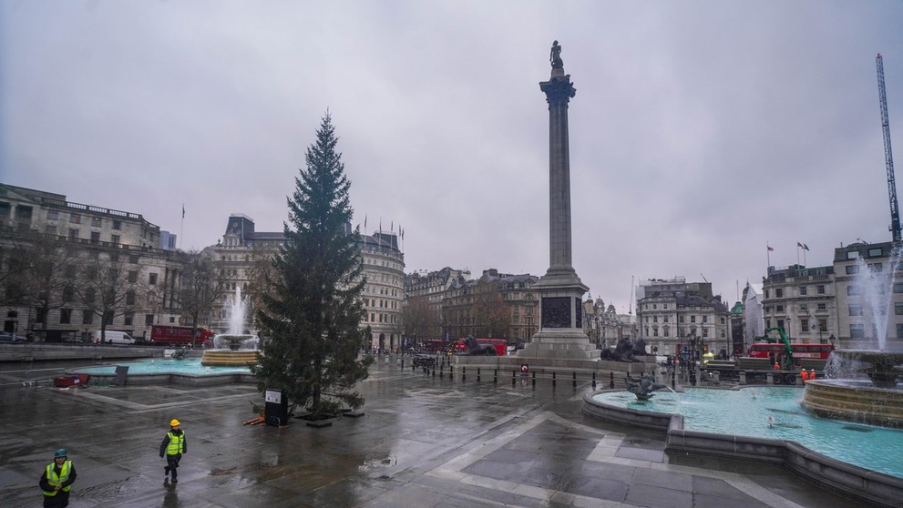 Vianočný strom na Trafalgarskom námestí.