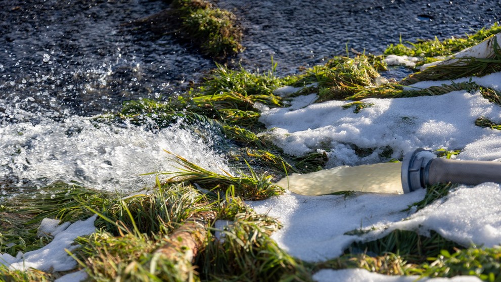 Zábery z povodní v Sliači