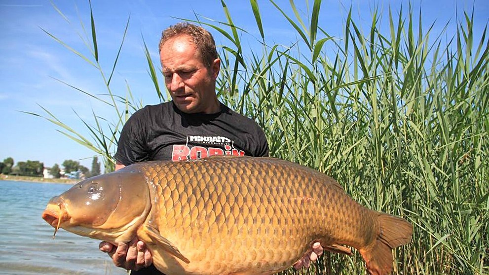 Považskobystričan Ivan Teplan vytiahol najväčšieho slovenského kapra.