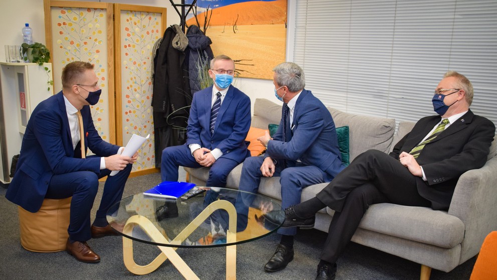 Dáta o mobilite informujú o miere pohybu, či už pešo, autami alebo verejnou dopravou. 