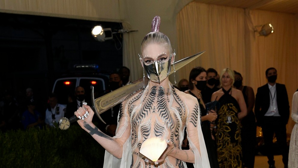 Grimes na MET Gala 2021