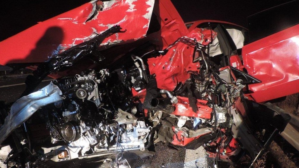 Opitý vodič nemal šancu prežiť.