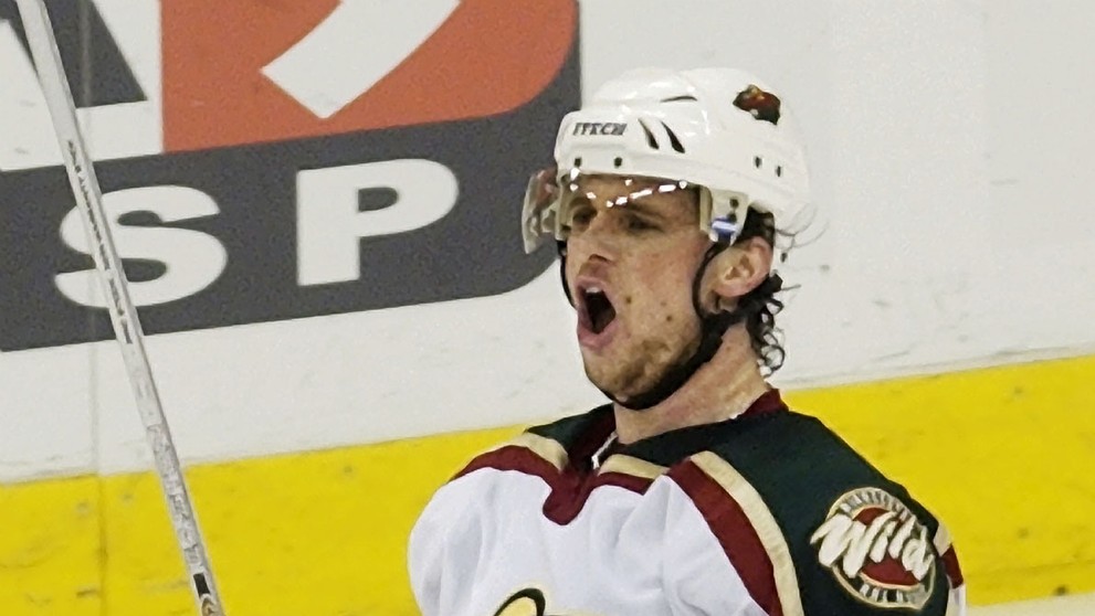 Marián Gáborík oslavuje gól v drese Minnesoty.