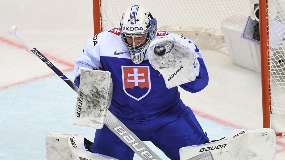 Meryem Uzerli v Cannes