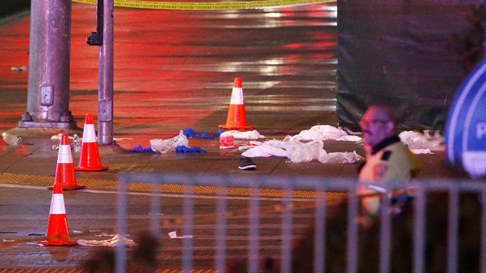 Auto vrazilo do davu chodcov v Las Vegas.