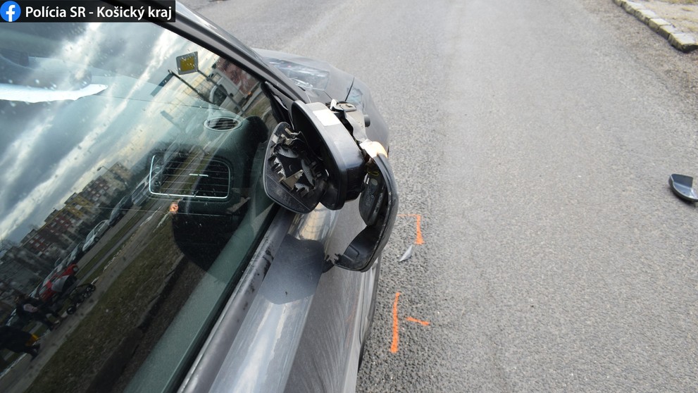 Vážna nehoda na sídlisku Ťahanovce v Košiciach.