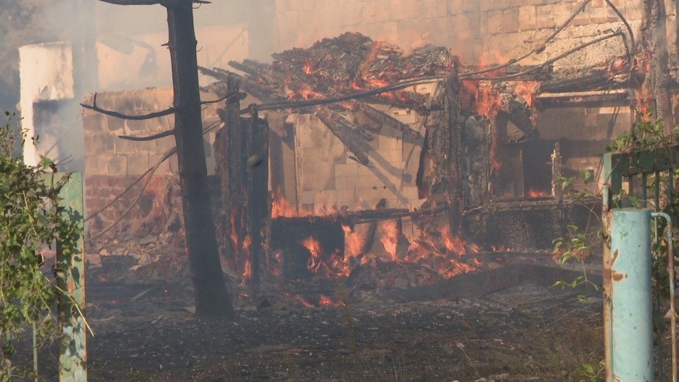 Požiar ubytovne na ulici Mlynské luhy v Bratislave.