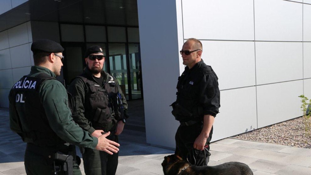 Otec_velkanocCHALANI_kompl.mp4