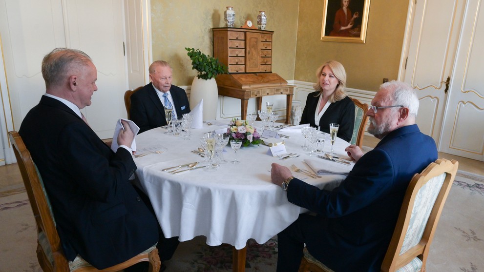Obed v prezidentskom paláci.