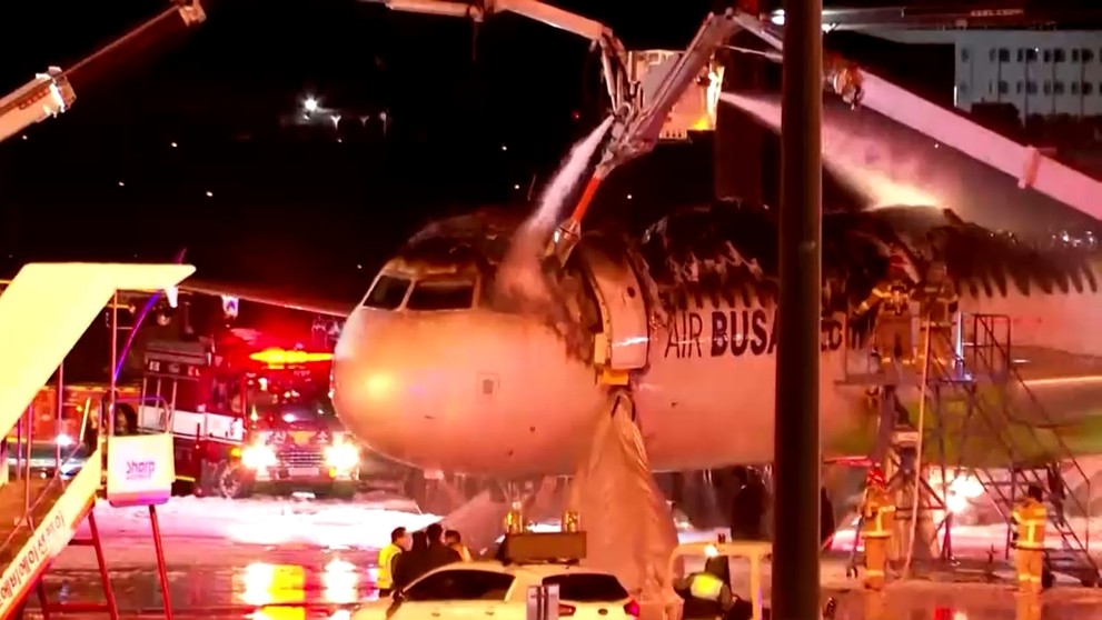 Lietadlo v Južnej Kórei pred odletom začalo horieť