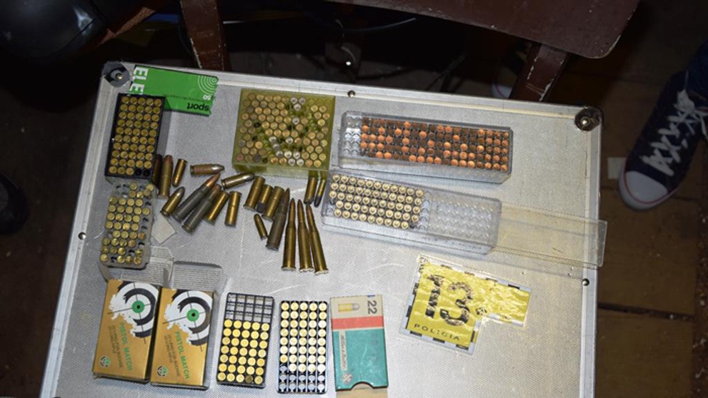 Zaistené náboje u Štefana Cs. 