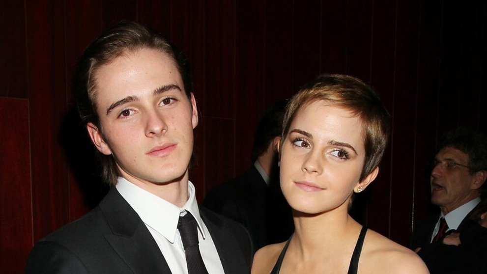 Emma Watson sa svojím mladším bratom Alexom.