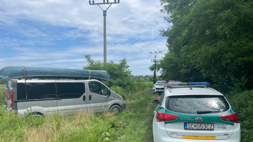 V toku Malého Dunaja neďaleko Bratislavy našli mŕtvolu.