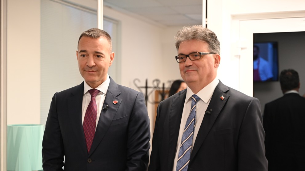 Minister školstva Tomáš Drucker (Hlas-SD) a bývalý minister školstva Ján Horecký (KDH)