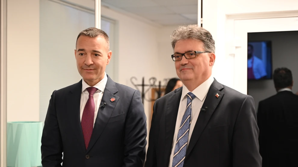 Minister školstva Tomáš Drucker (Hlas-SD) a bývalý minister školstva Ján Horecký (KDH)
