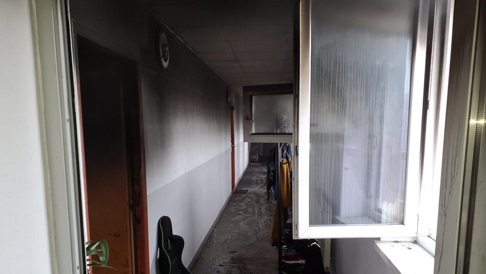 Požiar bytu v Senici.