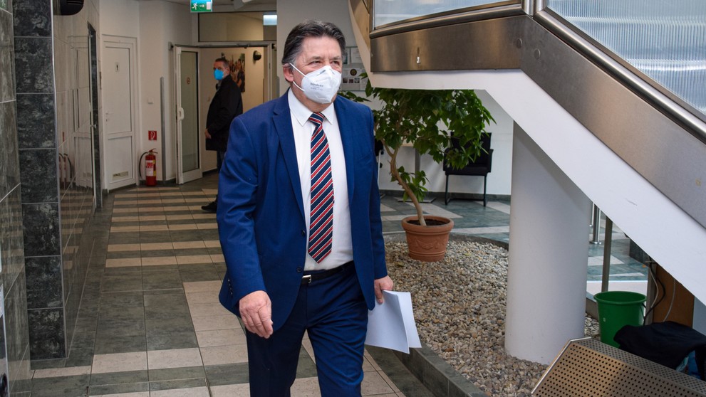 Ján Budaj pred natáčaním.