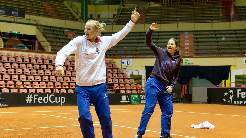Janette Husárová a Rebecca Šramková.